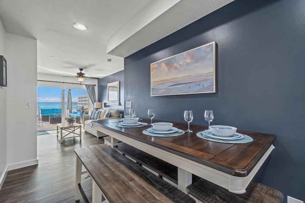 Newly Remodeled Beachfront Townhome - Sleeps 14 ปานามาซิตี้บีช ภายนอก รูปภาพ