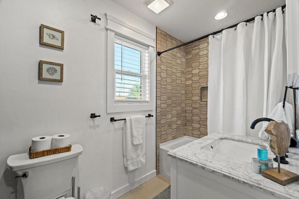 Newly Remodeled Beachfront Townhome - Sleeps 14 ปานามาซิตี้บีช ภายนอก รูปภาพ