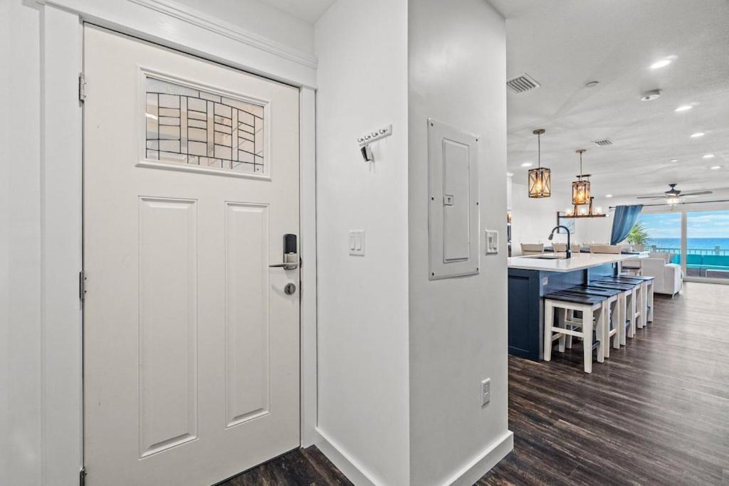 Newly Remodeled Beachfront Townhome - Sleeps 14 ปานามาซิตี้บีช ภายนอก รูปภาพ